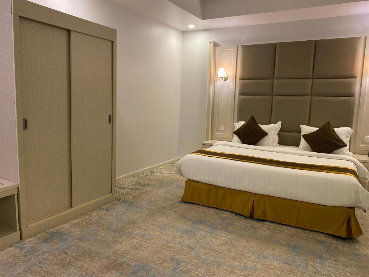 Areen Al Basateen Hotel Jeddah Exterior photo